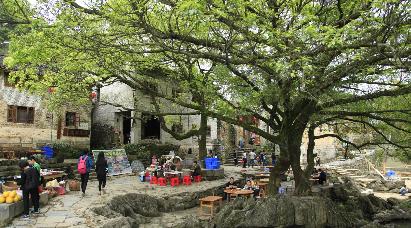 【千年黃姚·姑婆山溫泉】<千 年黃姚古鎮(zhèn)、姑婆山森林公園 、天沐溫泉/網(wǎng)紅荷塘村>高鐵三天 4人成團